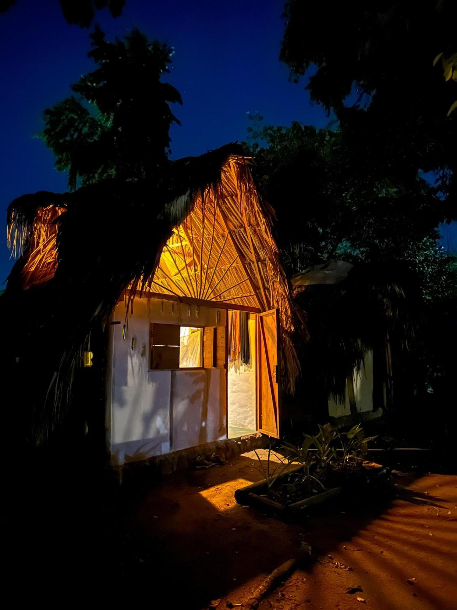 La Aldea Hostel, Camping Y Hamacas Palomino Eksteriør billede